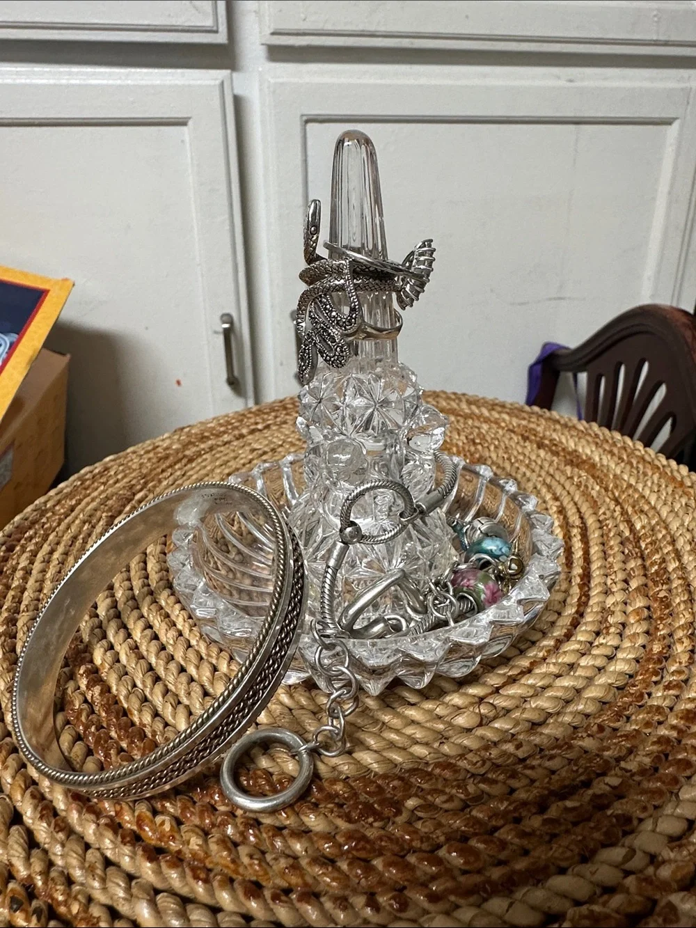 Clear Glass Ring Holder with Trinket Dish - Elegant Decorative Jewelry Stand